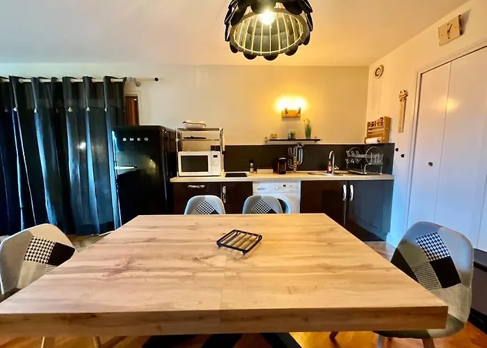 Les Xettes, Bel Style & Balcon 아파트 제라르메르